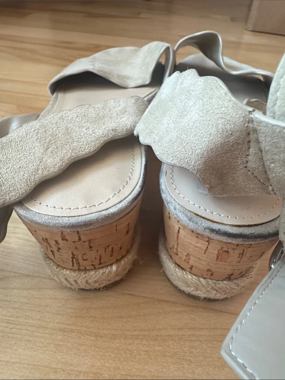 Marc Fisher Faithful Espadrilles Sandals Medium Natural Suede Size 6.5 EUC